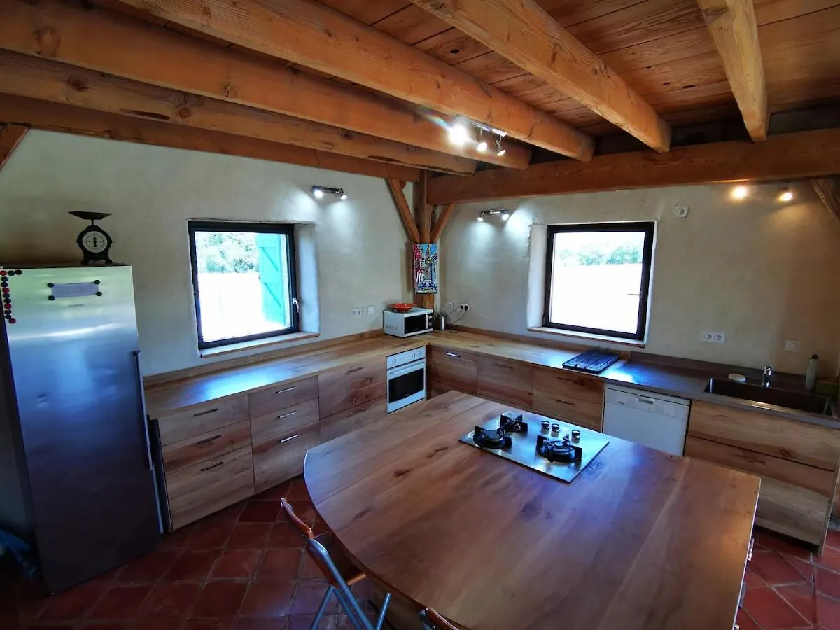 Agreable Maison De Campagne Au Calme Famille Et Amis Roquevidal 0*,  フランス